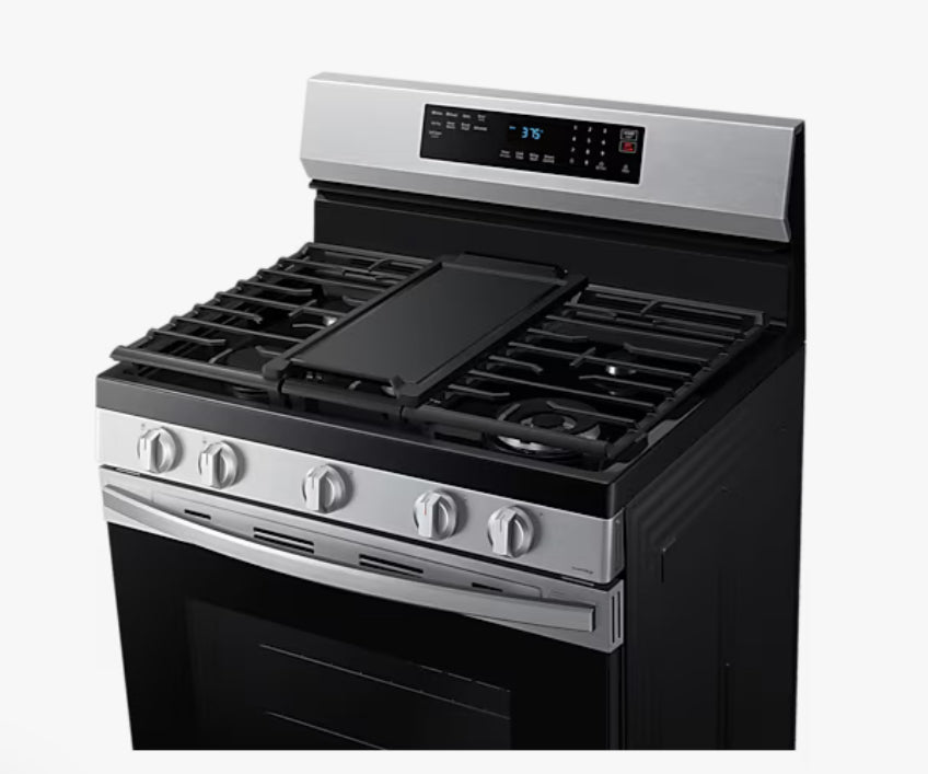 30" 6.0 cu. Ft. Smart Gas Freestanding Fan Convection Range with Air Fry